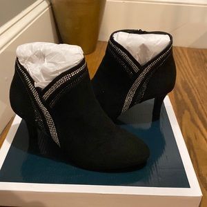 Karen scott booties